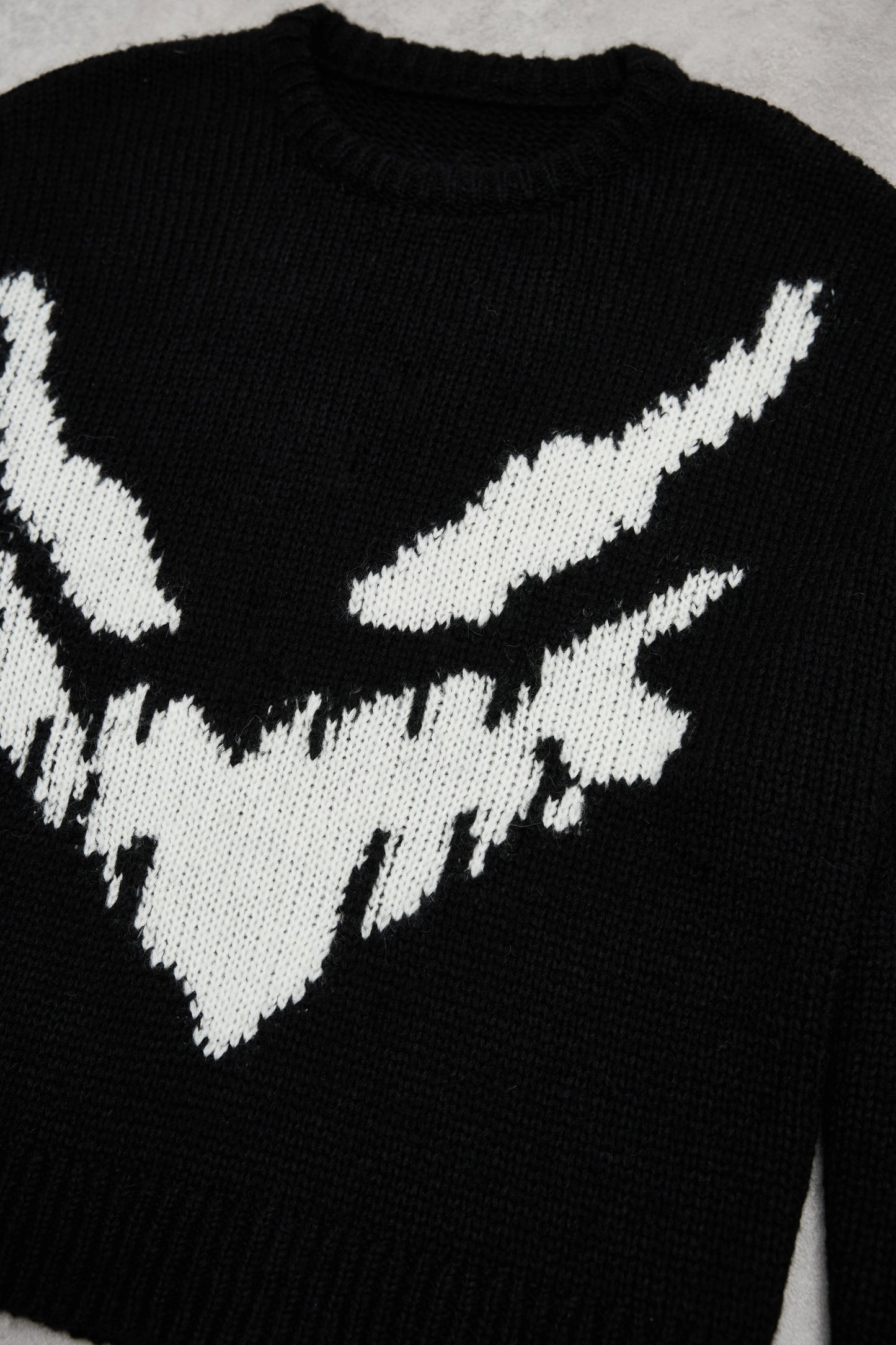 GHOST KNIT