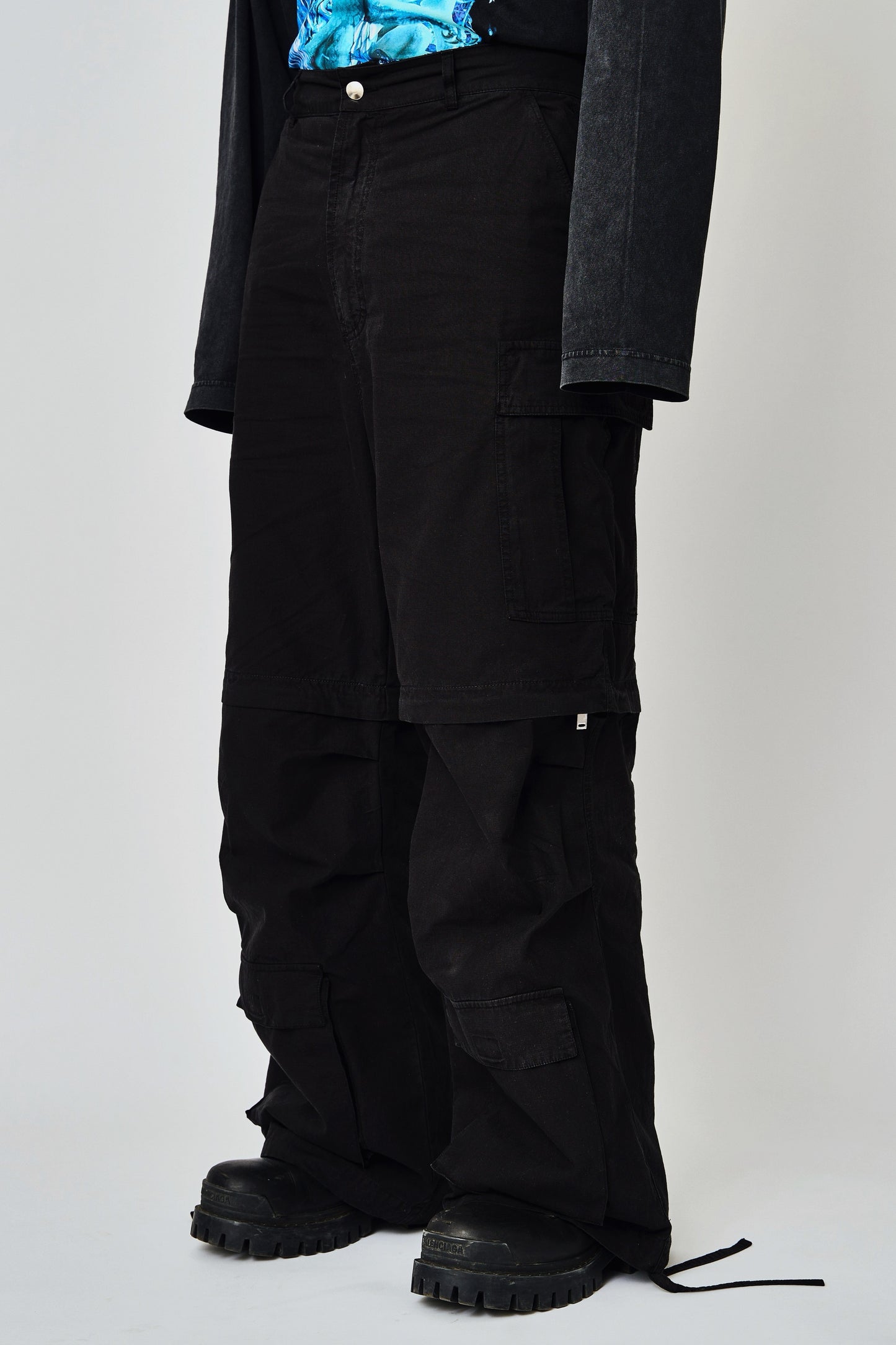 ZIP OFF CARGO TROUSERS