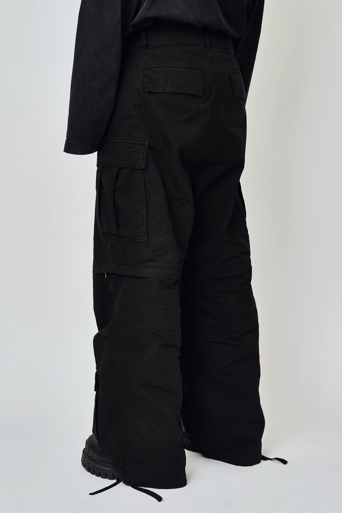 ZIP OFF CARGO TROUSERS